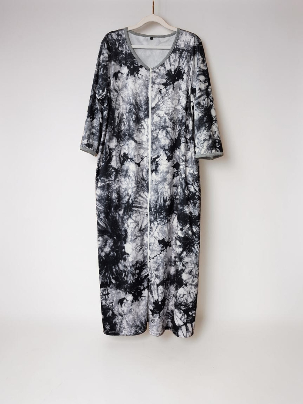 Zip Front Housecoat, Size L, Rayon/Spandex, 3/4 sleeves and pockets